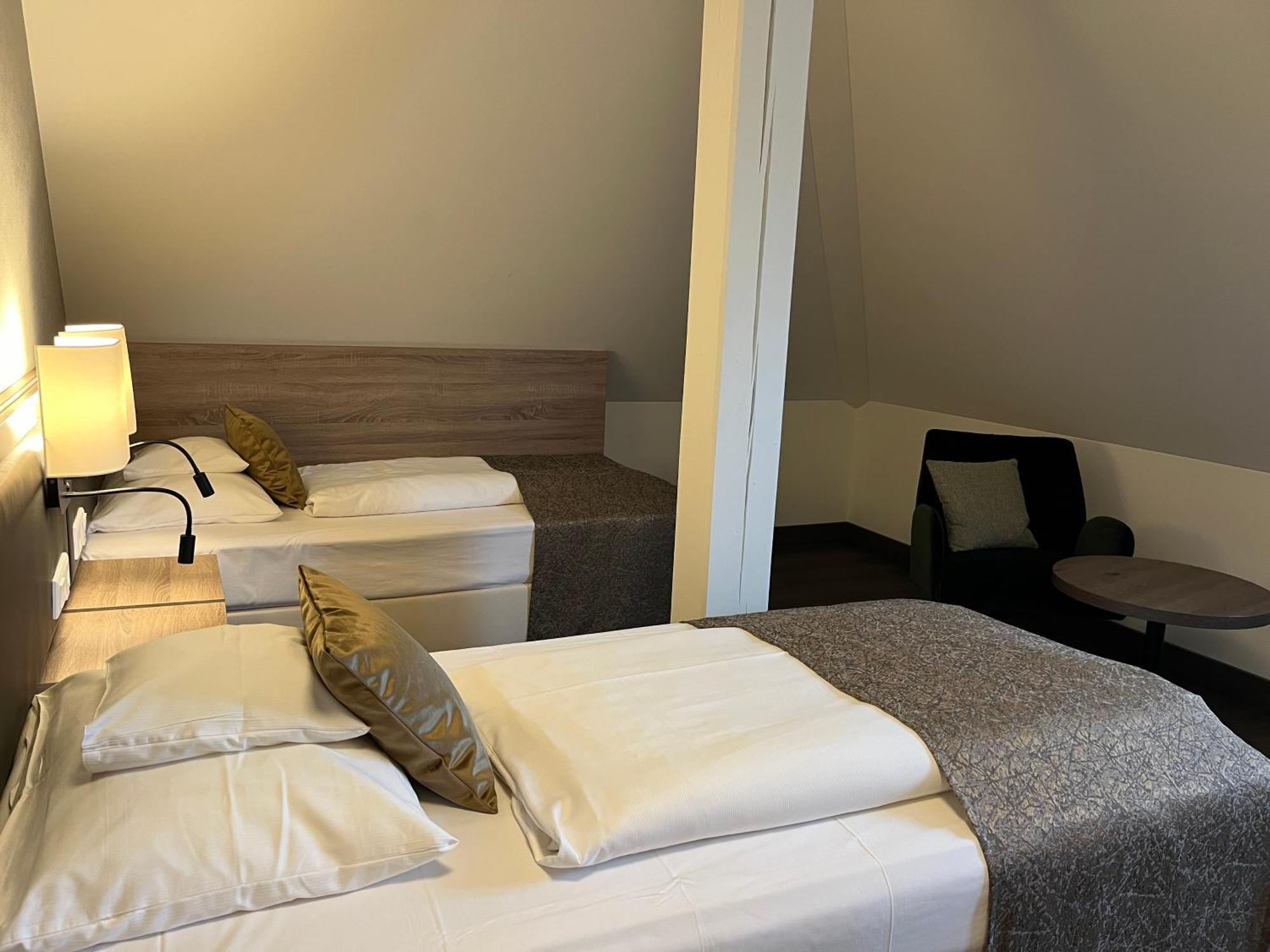 Flair Park Hotel Ilshofen Bagian luar foto