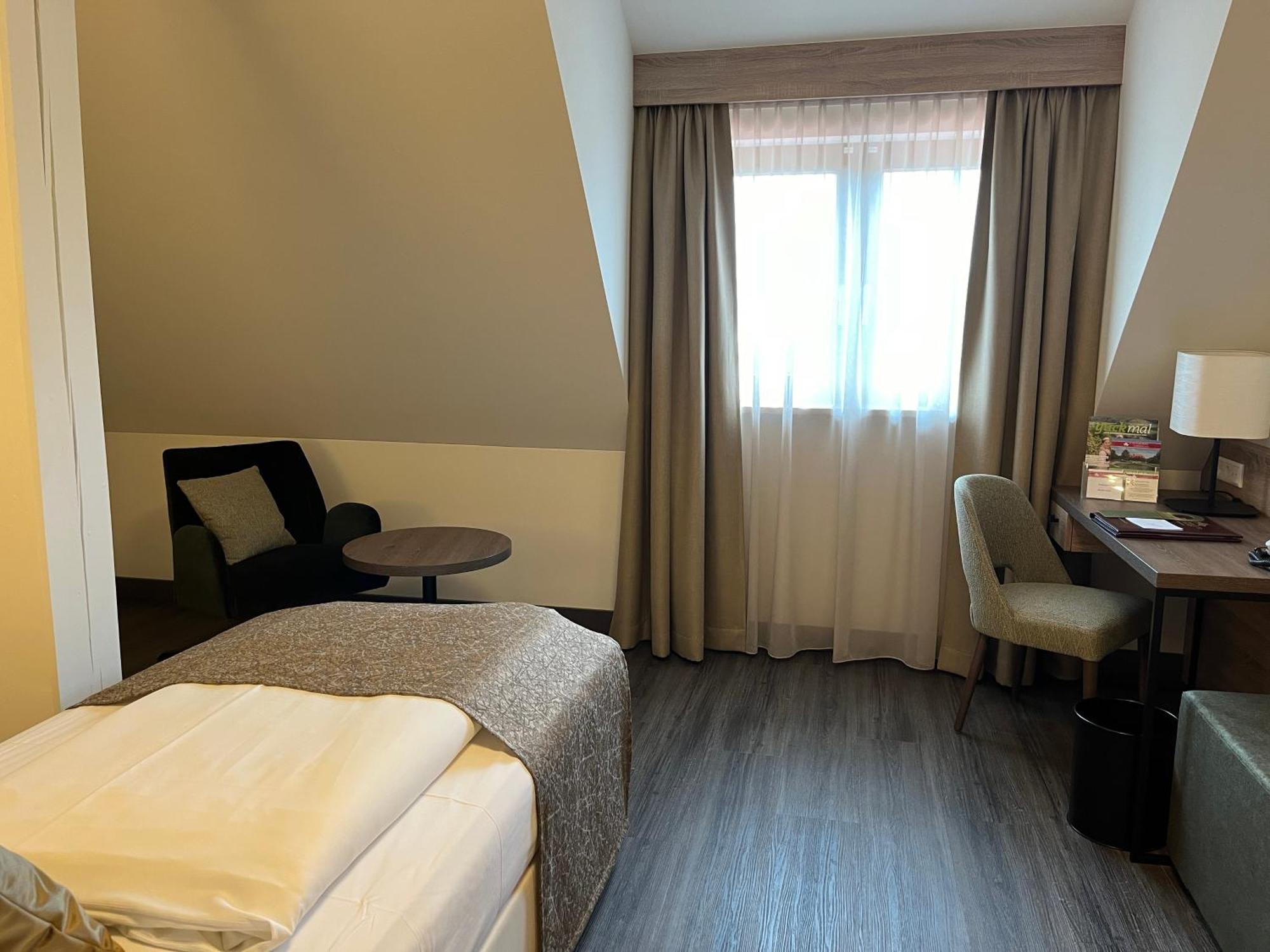 Flair Park Hotel Ilshofen Bagian luar foto
