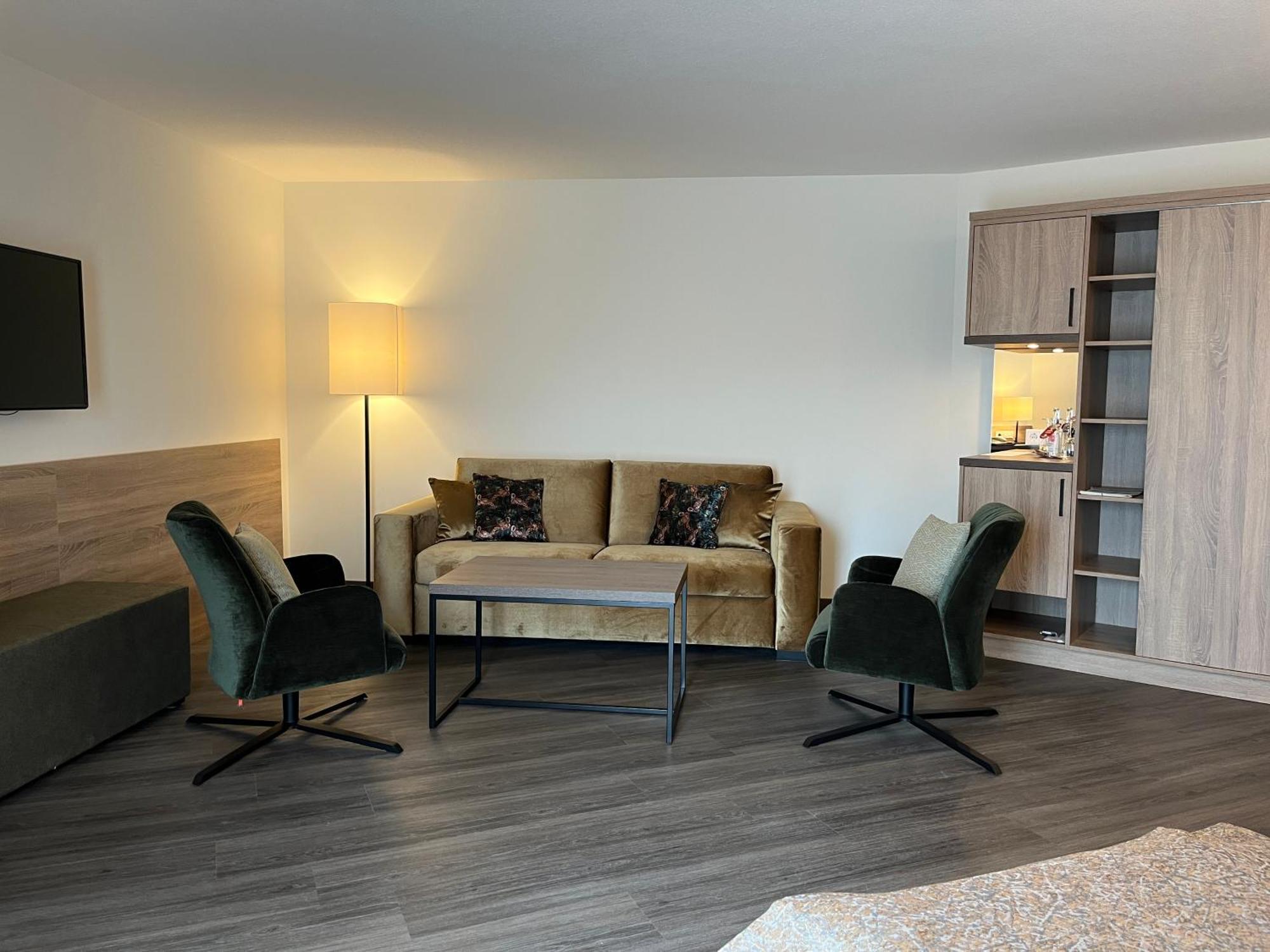 Flair Park Hotel Ilshofen Bagian luar foto