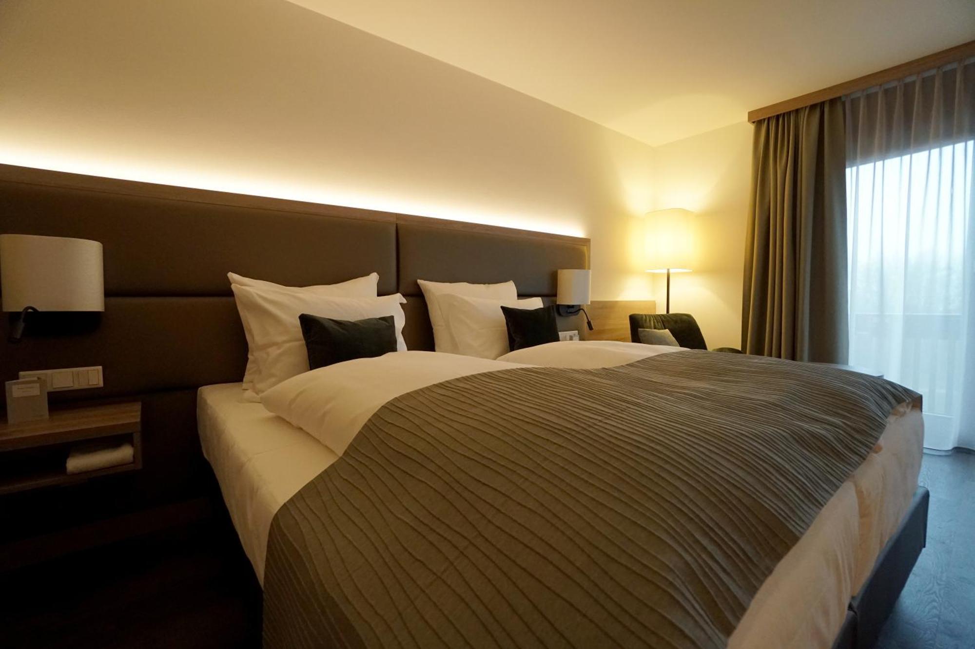 Flair Park Hotel Ilshofen Bagian luar foto