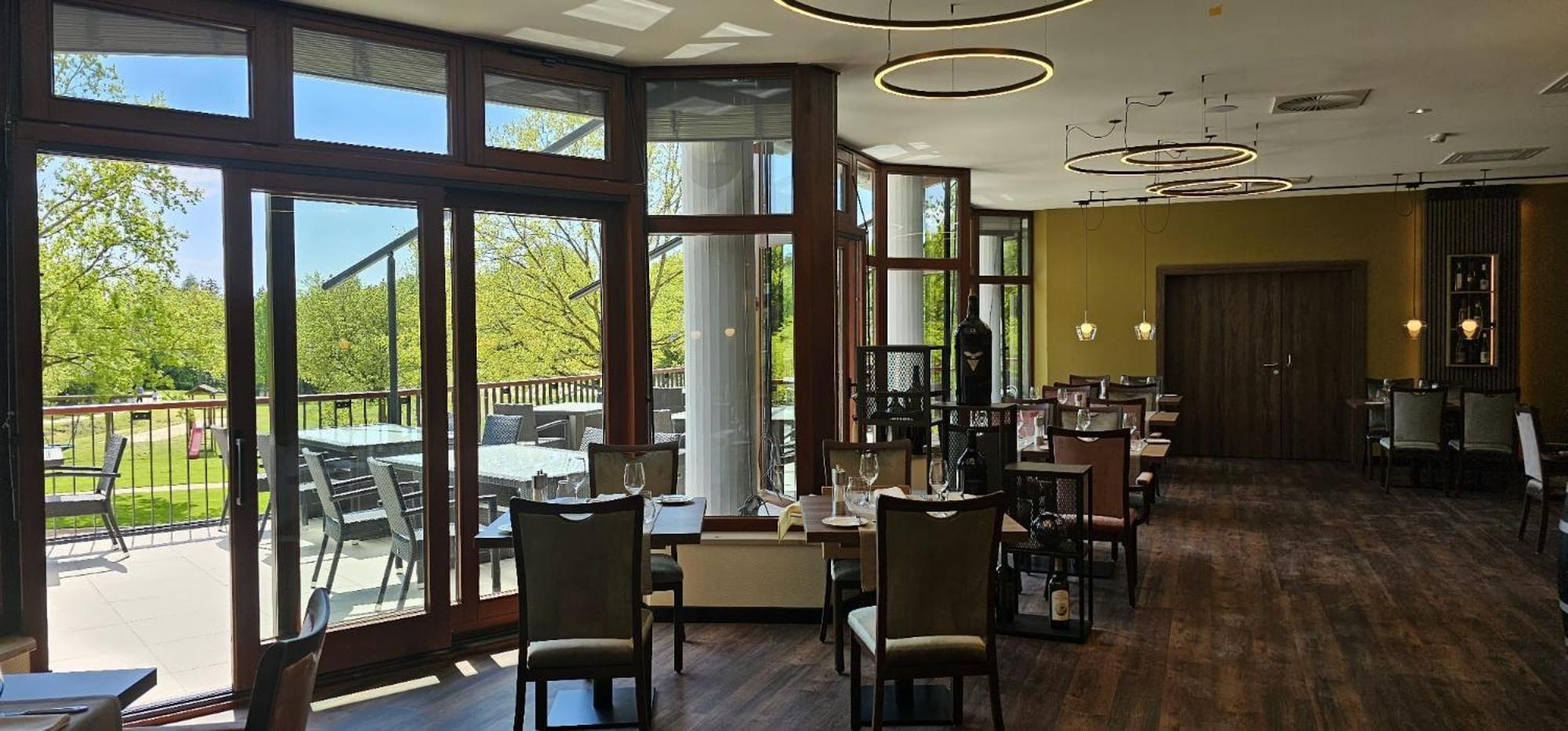 Flair Park Hotel Ilshofen Bagian luar foto