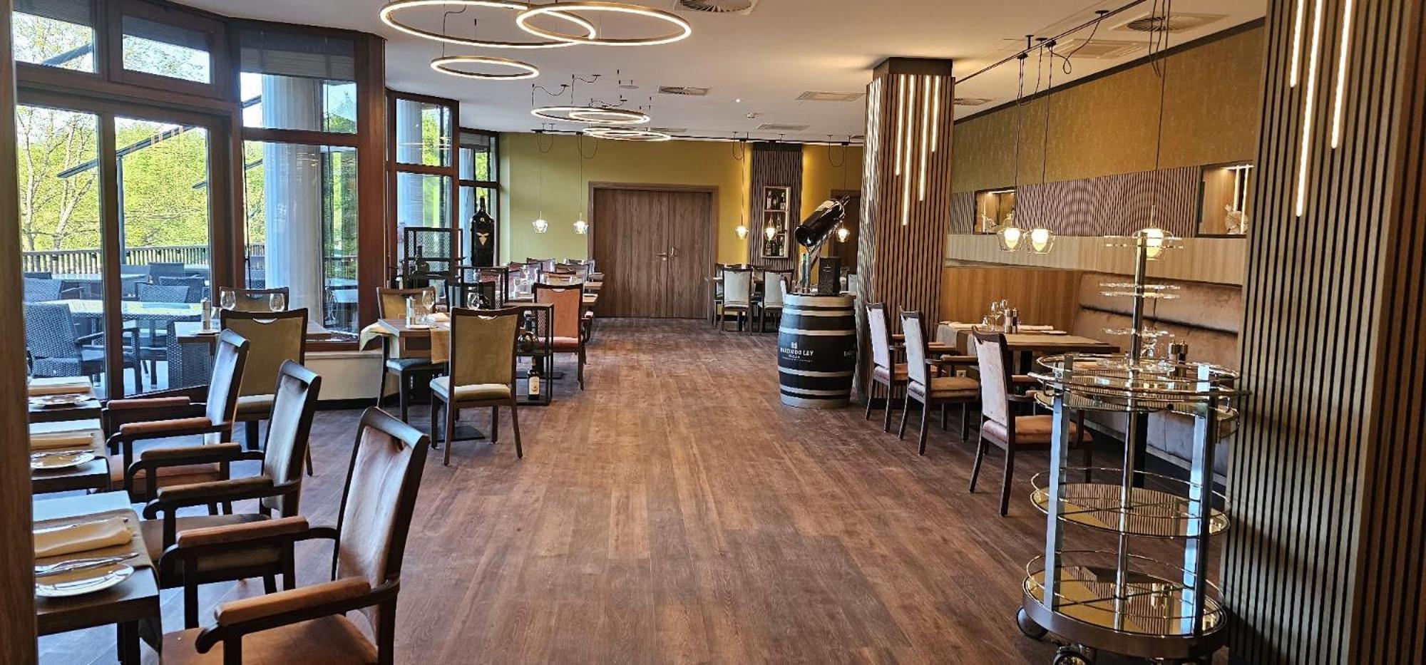 Flair Park Hotel Ilshofen Bagian luar foto